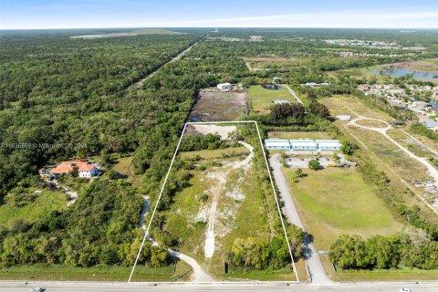 Propiedad comercial en venta en Cocoa, Florida № 1305547 - foto 6