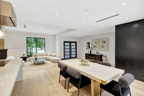 Villa ou maison à vendre à Miami Shores, Floride: 4 chambres, 202.34 m2 № 1035516 - photo 27