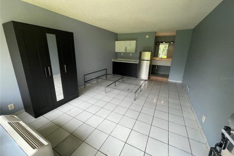 Apartamento en alquiler en Orlando, Florida, 1 dormitorio, 25.64 m2 № 1357492 - foto 2