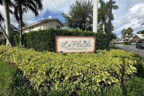Condominio en venta en Coral Springs, Florida, 2 dormitorios, 76.18 m2 № 1058131 - foto 1