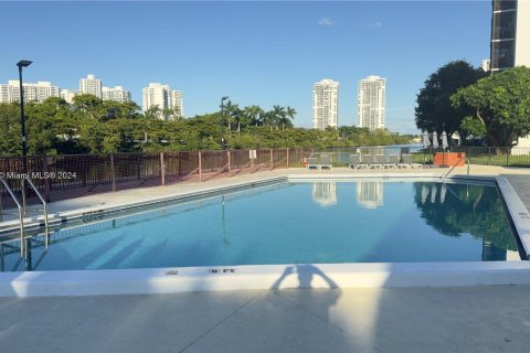 Apartment in Aventura, Florida 2 bedrooms, 92.34 sq.m. № 1381849 - photo 8