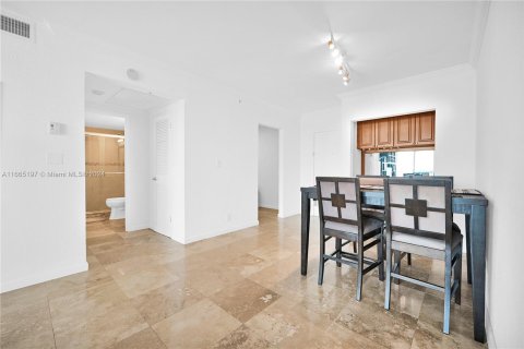 Copropriété à vendre à Hollywood, Floride: 1 chambre, 69.21 m2 № 1381797 - photo 8