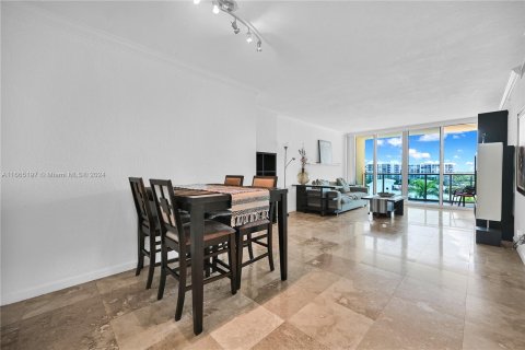 Copropriété à vendre à Hollywood, Floride: 1 chambre, 69.21 m2 № 1381797 - photo 2