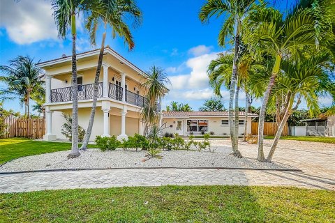 Villa ou maison à vendre à Wilton Manors, Floride: 4 chambres, 251.95 m2 № 1068360 - photo 4