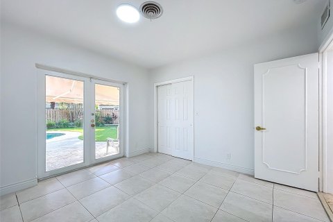 Villa ou maison à vendre à Wilton Manors, Floride: 4 chambres, 251.95 m2 № 1068360 - photo 11