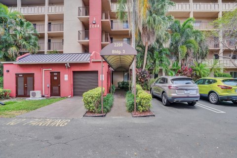 Copropriété à vendre à Pompano Beach, Floride: 2 chambres, 124.4 m2 № 1228562 - photo 29