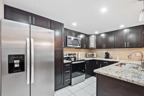 Copropriété à vendre à Davie, Floride: 2 chambres, 111.48 m2 № 1377577 - photo 12