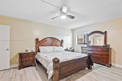 Copropriété à vendre à Davie, Floride: 2 chambres, 111.48 m2 № 1377577 - photo 16