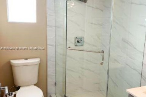 Apartamento en alquiler en Fort Lauderdale, Florida, 1 dormitorio, 55.74 m2 № 1377529 - foto 8