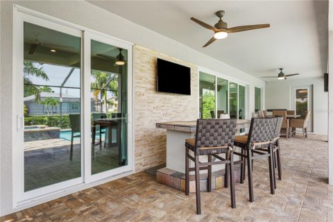 Villa ou maison à vendre à Cape Coral, Floride: 3 chambres, 222.69 m2 № 1383323 - photo 29