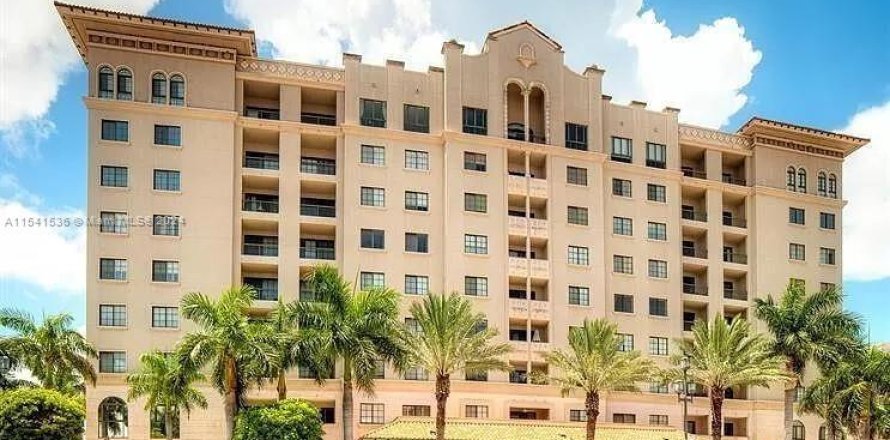 Condominio en Boca Raton, Florida, 2 dormitorios  № 1035748