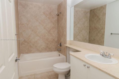 Condo in Boca Raton, Florida, 2 bedrooms  № 1035748 - photo 19