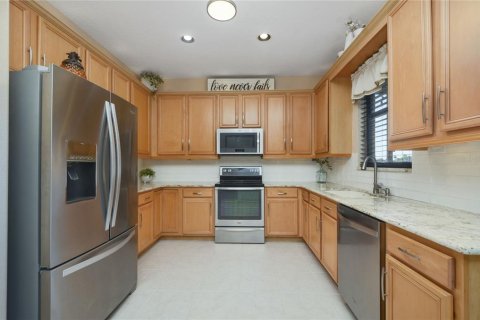 Casa en venta en Orlando, Florida, 4 dormitorios, 217.3 m2 № 1373840 - foto 10