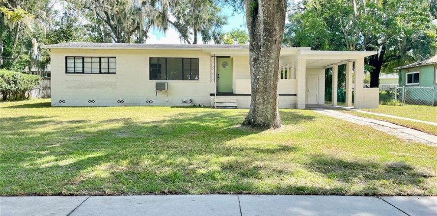 House in DeLand, Florida 3 bedrooms, 85.93 sq.m. № 1373841