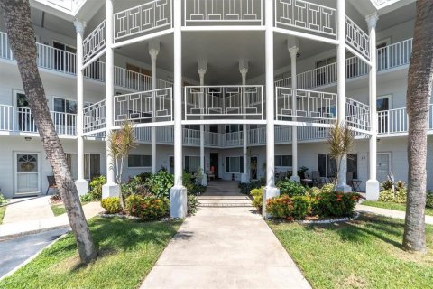 Copropriété à vendre à Clearwater, Floride: 2 chambres, 130.06 m2 № 1373783 - photo 2