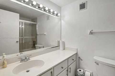 Condominio en venta en Miami Beach, Florida, 51.28 m2 № 1402772 - foto 6