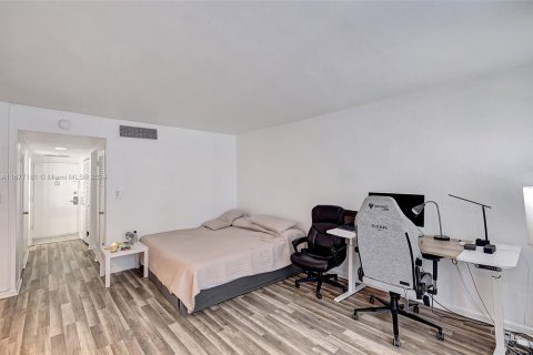 Condominio en venta en Miami Beach, Florida, 51.28 m2 № 1402772 - foto 11