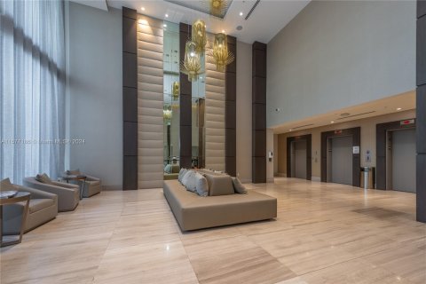 Copropriété à vendre à Miami, Floride: 3 chambres, 136.57 m2 № 1402773 - photo 23