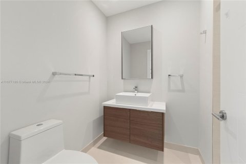 Condominio en venta en Miami, Florida, 3 dormitorios, 136.57 m2 № 1402773 - foto 18