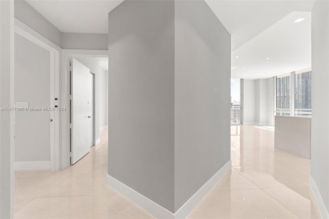 Copropriété à vendre à Miami, Floride: 3 chambres, 136.57 m2 № 1402773 - photo 5