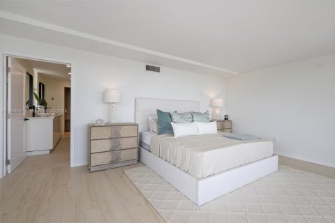 Condominio en venta en Miami, Florida, 2 dormitorios, 167.69 m2 № 1385548 - foto 21