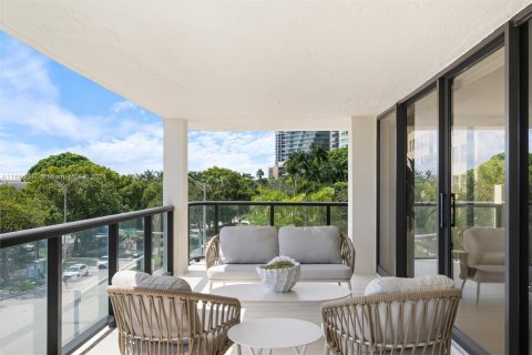 Condominio en venta en Miami, Florida, 2 dormitorios, 167.69 m2 № 1385548 - foto 20