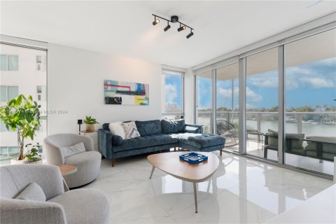 Condominio en venta en Miami Beach, Florida, 2 dormitorios, 109.16 m2 № 1441682 - foto 12