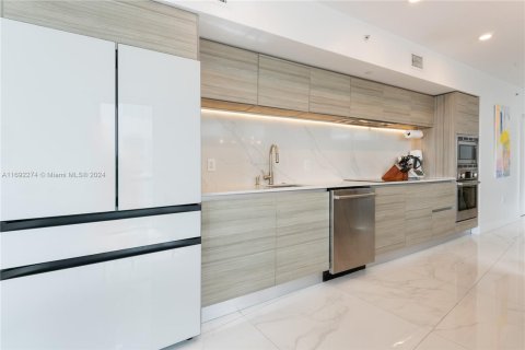 Condominio en venta en Miami Beach, Florida, 2 dormitorios, 109.16 m2 № 1441682 - foto 9