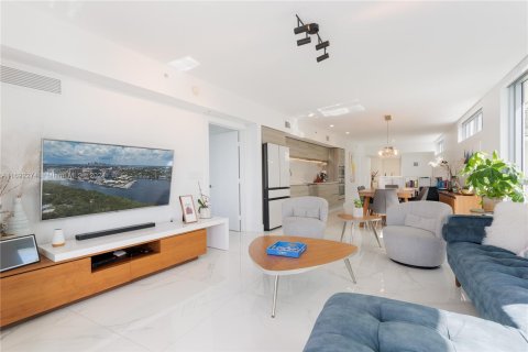 Condominio en venta en Miami Beach, Florida, 2 dormitorios, 109.16 m2 № 1441682 - foto 10