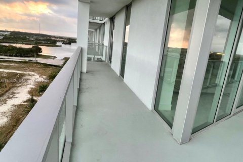 Copropriété à vendre à Sunrise, Floride: 3 chambres, 120.49 m2 № 1072134 - photo 28