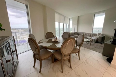 Condominio en venta en Sunrise, Florida, 3 dormitorios, 120.49 m2 № 1072134 - foto 14