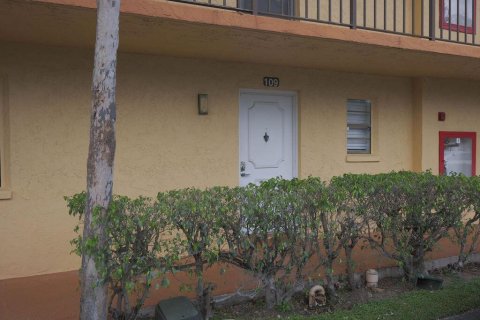 Condo in Boca Raton, Florida, 2 bedrooms  № 1061250 - photo 2