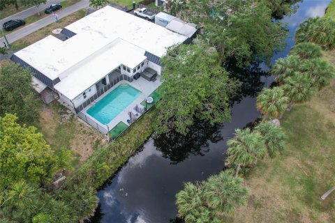 Casa en venta en Margate, Florida, 4 dormitorios, 287.35 m2 № 1207706 - foto 5