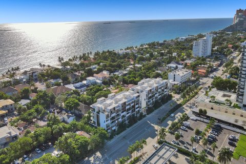 Condo in Fort Lauderdale, Florida, 3 bedrooms  № 1024686 - photo 11