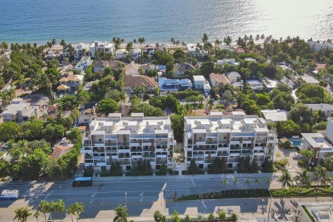 Condo in Fort Lauderdale, Florida, 3 bedrooms  № 1024686 - photo 16