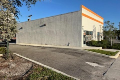 Immobilier commercial à vendre à West Palm Beach, Floride № 1072650 - photo 3