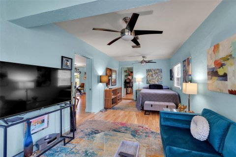 Villa ou maison à vendre à Wilton Manors, Floride: 3 chambres, 138.42 m2 № 1072739 - photo 13