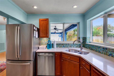 Villa ou maison à vendre à Wilton Manors, Floride: 3 chambres, 138.42 m2 № 1072739 - photo 27