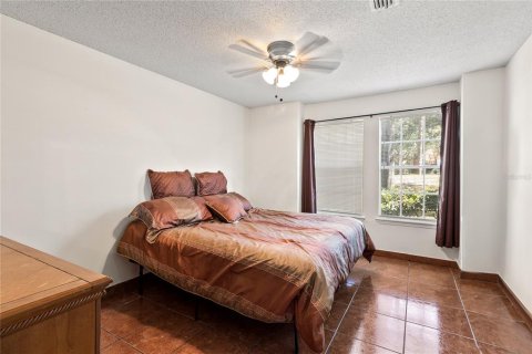 Condo in Orlando, Florida, 2 bedrooms  № 1032974 - photo 14