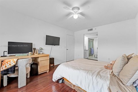 Condominio en venta en Pembroke Pines, Florida, 2 dormitorios, 112.13 m2 № 1231090 - foto 24