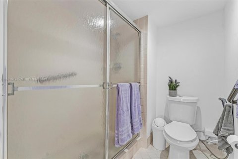 Condominio en venta en Pembroke Pines, Florida, 2 dormitorios, 112.13 m2 № 1231090 - foto 29