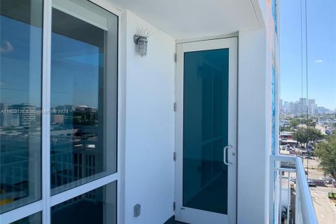 Copropriété à louer à Miami, Floride: 2 chambres, 92.07 m2 № 1231088 - photo 12