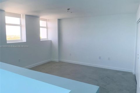 Copropriété à louer à Miami, Floride: 2 chambres, 92.07 m2 № 1231088 - photo 2