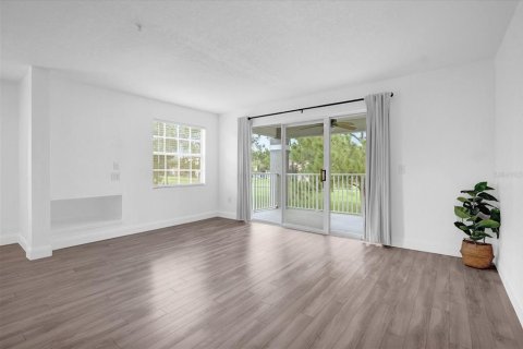 Condo in Orlando, Florida, 2 bedrooms  № 1397996 - photo 10