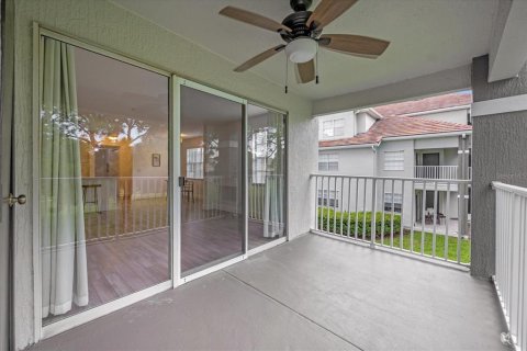 Condo in Orlando, Florida, 2 bedrooms  № 1397996 - photo 23