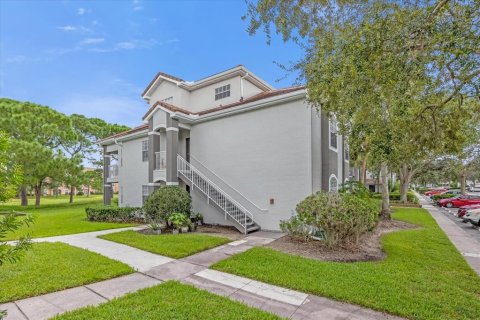 Condominio en venta en Orlando, Florida, 2 dormitorios, 119.66 m2 № 1397996 - foto 2