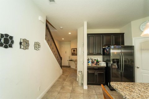 Townhouse in Kissimmee, Florida 3 bedrooms, 162.3 sq.m. № 1397999 - photo 5