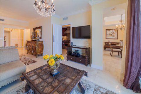 Condominio en alquiler en Sunny Isles Beach, Florida, 3 dormitorios, 205.69 m2 № 1060398 - foto 21