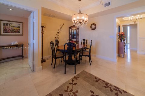 Condominio en alquiler en Sunny Isles Beach, Florida, 3 dormitorios, 205.69 m2 № 1060398 - foto 19