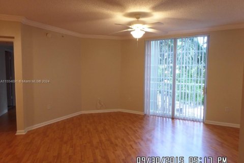 Copropriété à vendre à Hollywood, Floride: 2 chambres, 104.98 m2 № 1075374 - photo 3